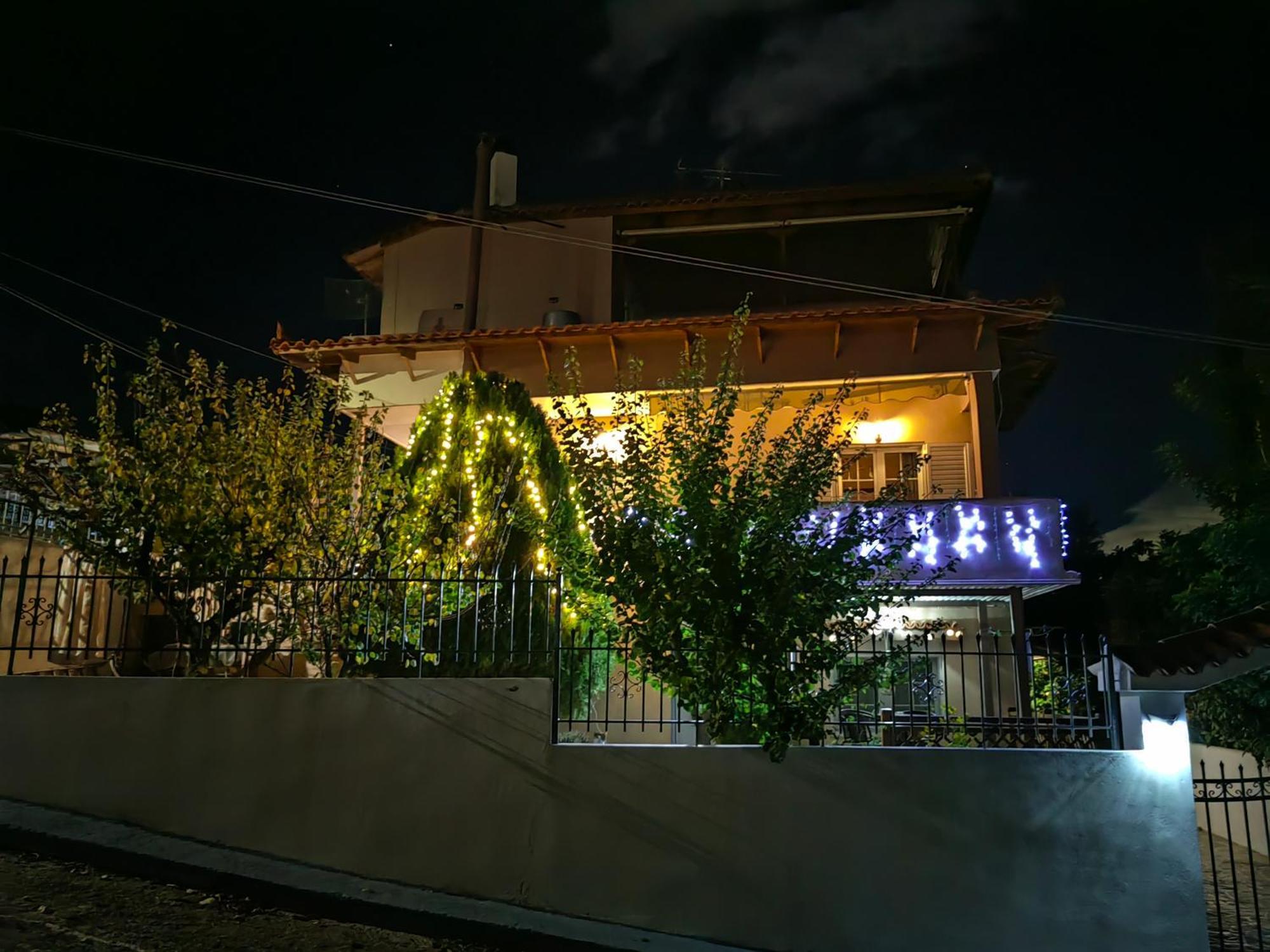 Iliakti Relaxing Seaside Villa Salamina Exterior photo